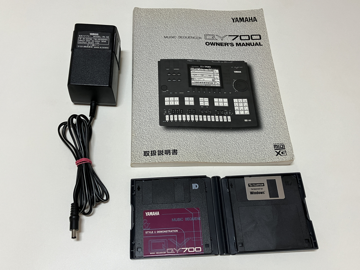 Yamaha YAMAHA QY700 музыка секвенсор почти прекрасный товар!