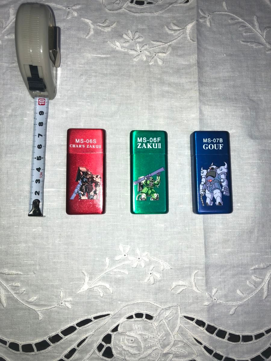 ガンダム携帯灰皿×3色セット