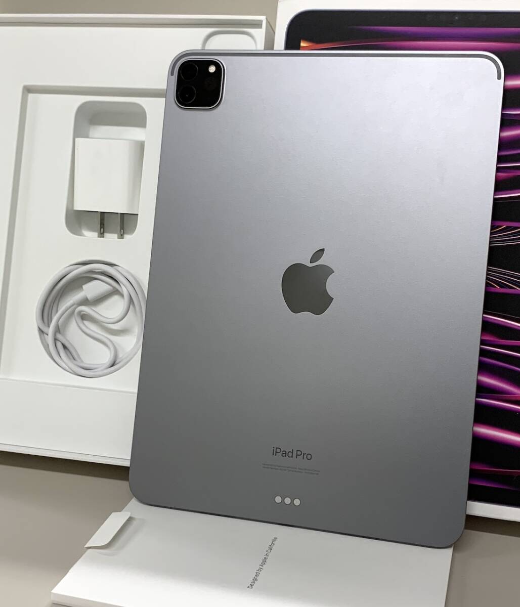 ★美品 iPad Pro 11インチ 第4世代 Wi-Fi 128GB 最大容量100% MNXD3J/A スペースグレー 中古 新古品 BP2964 2