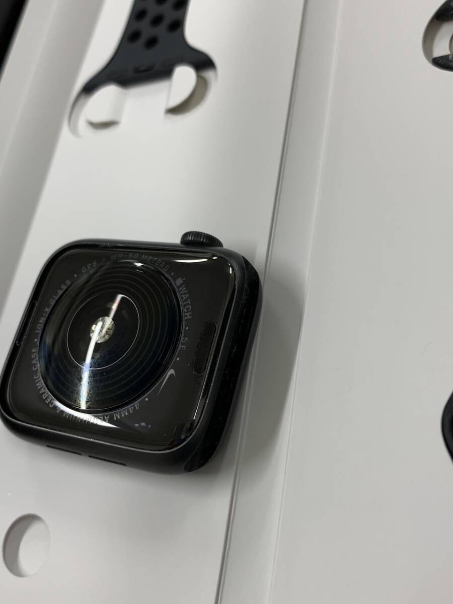* супер-скидка Nike модель Apple Watch SE 44mm GPS самый большая вместимость 100% MYYK2J/A черный б/у новый старый товар BP1179 9