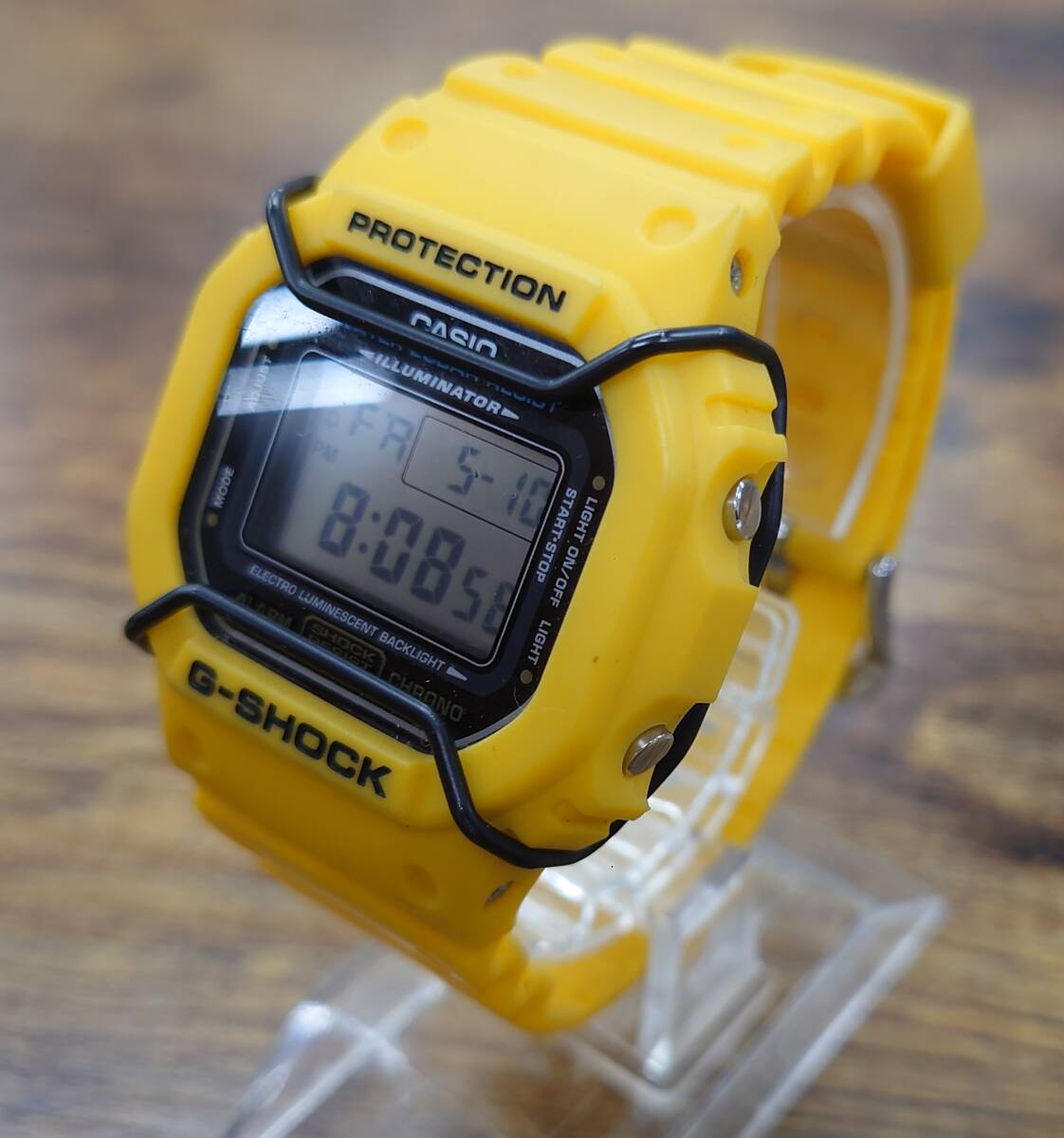 G-SHOCK ジーショック CASIO 腕時計 デジタル DW-5600P イエロー_画像2