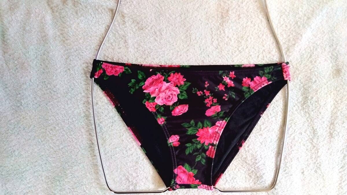 MERCURYDUO( Mercury Duo ) black & floral print. bikini swimsuit S size prompt decision 1300 jpy postage included 