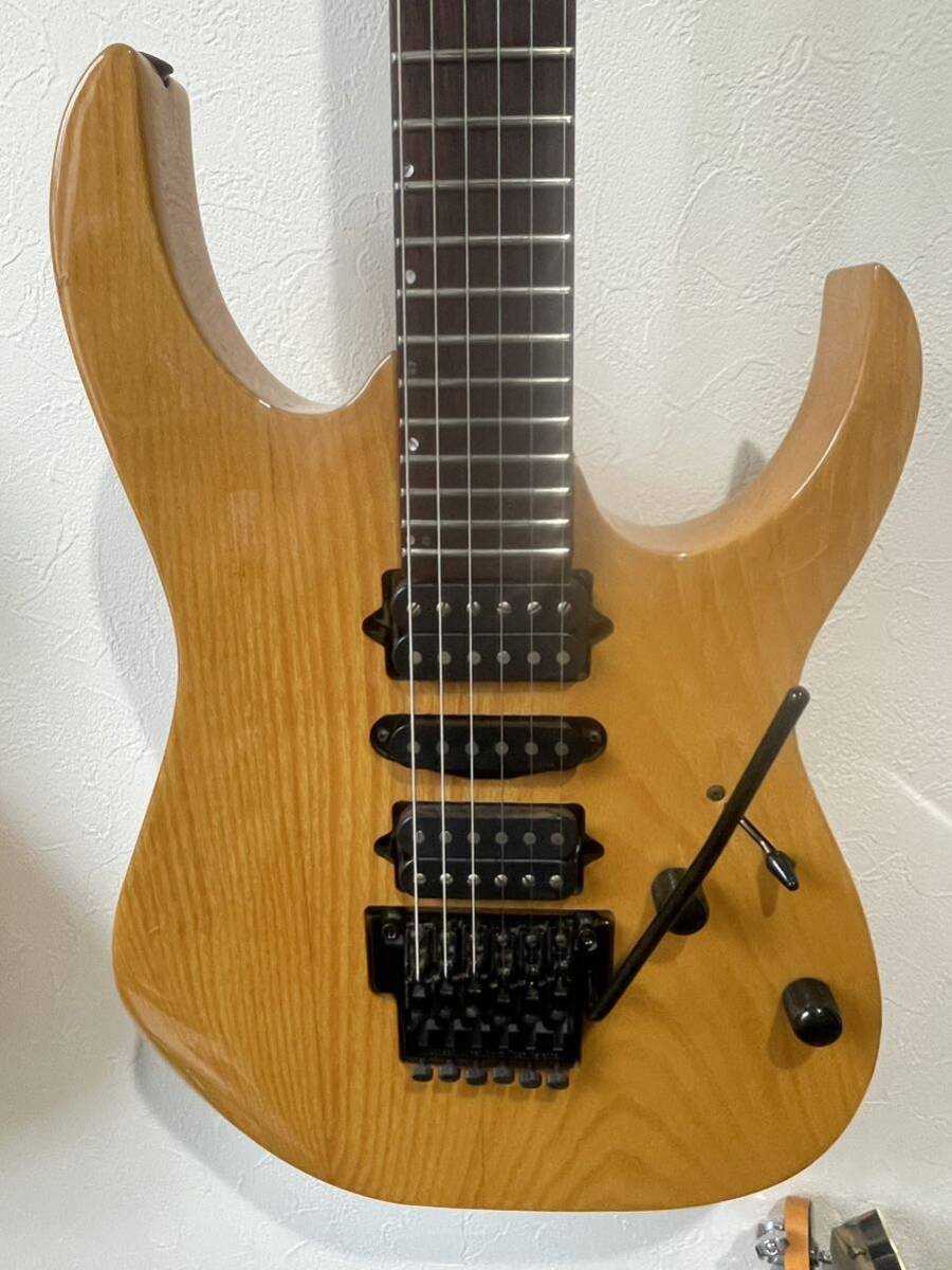 Ibanez J.Custom DiMarzioピックアップ　日本製！　アイバニーズ 純正ギグバッグ　ストラップピン_画像3