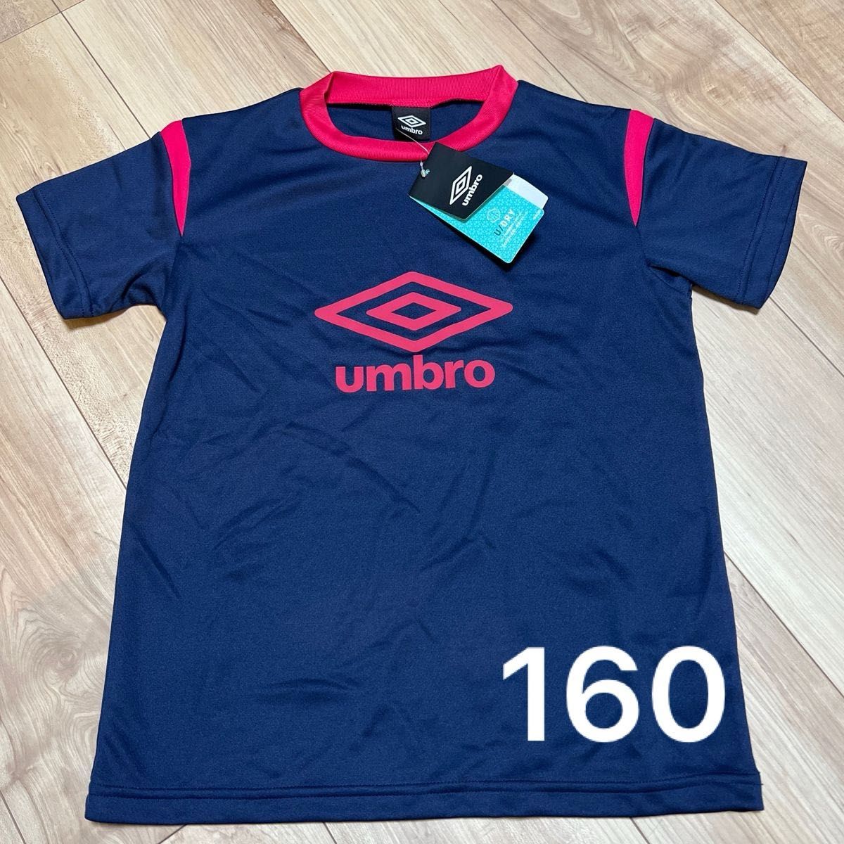 新品　umbro  アンブロ　ジュニア　Tシャツ　160  ネイビー