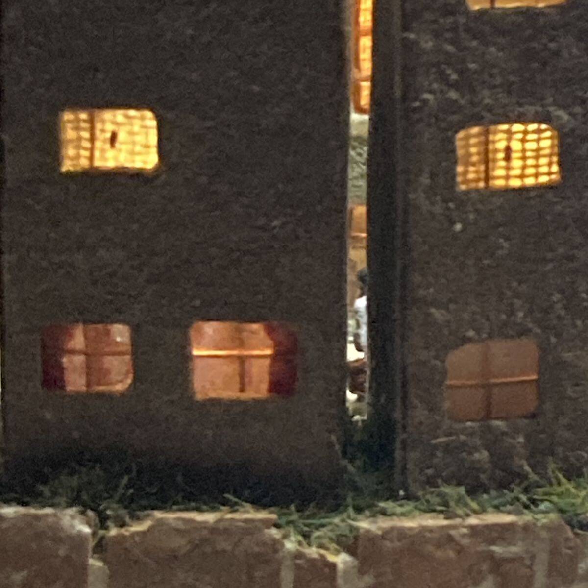 コビトが居る路地(アパート前) ミニチュア ジオラマ インテリアミニチュアハウスの画像6