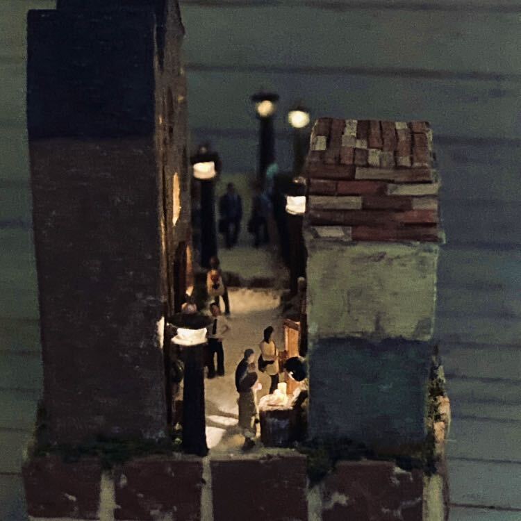 コビトが居る路地(アパート前) ミニチュア ジオラマ インテリアミニチュアハウスの画像9