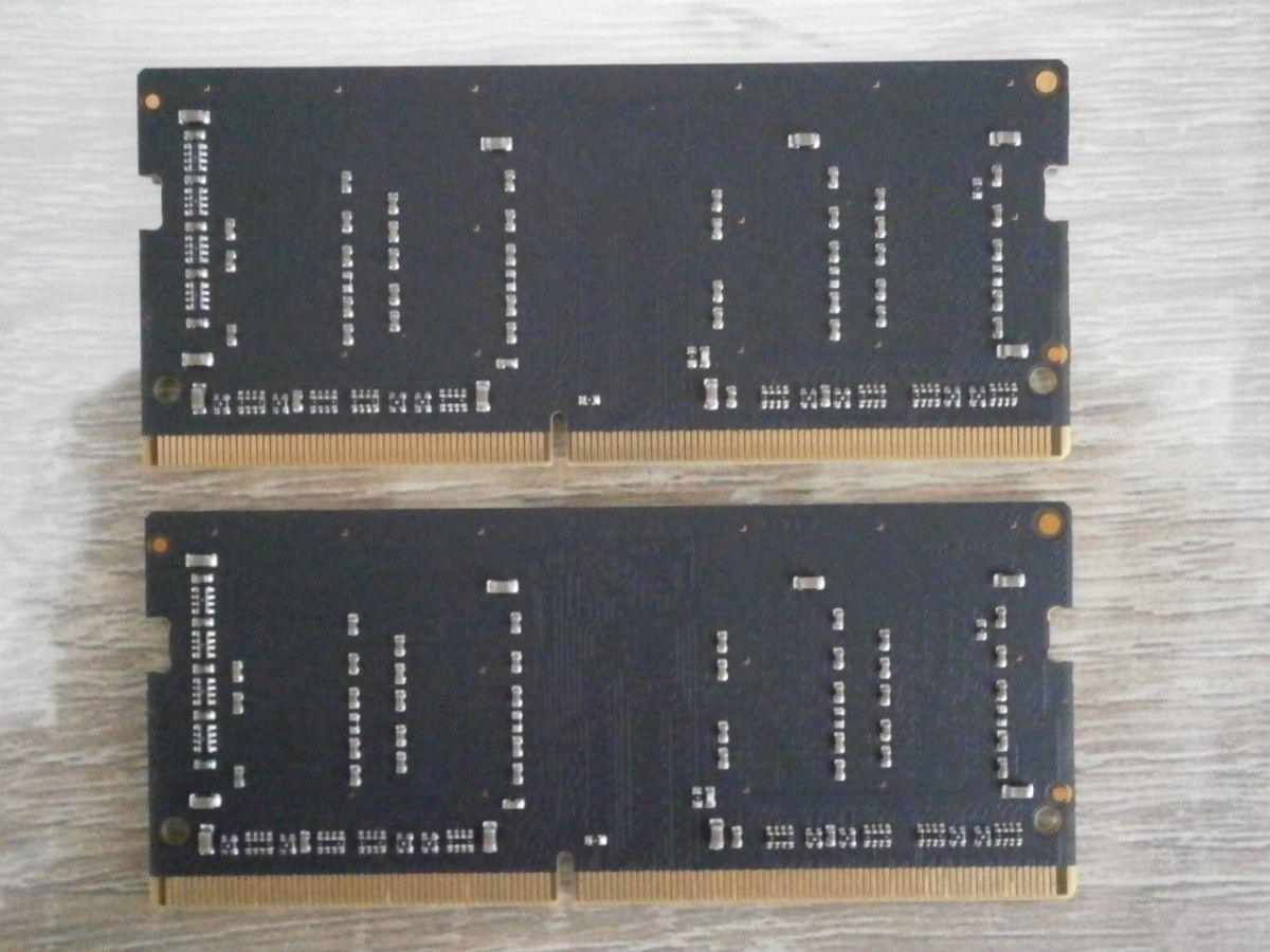 Micron DDR4-2400 4GBx2枚 計8GB SO-DIMM メモリ《中古動作品》 