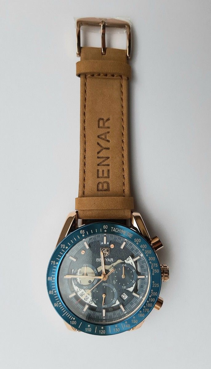 【新品 未使用】メンズ クロノグラフ腕時計1pc BY BENYAR  