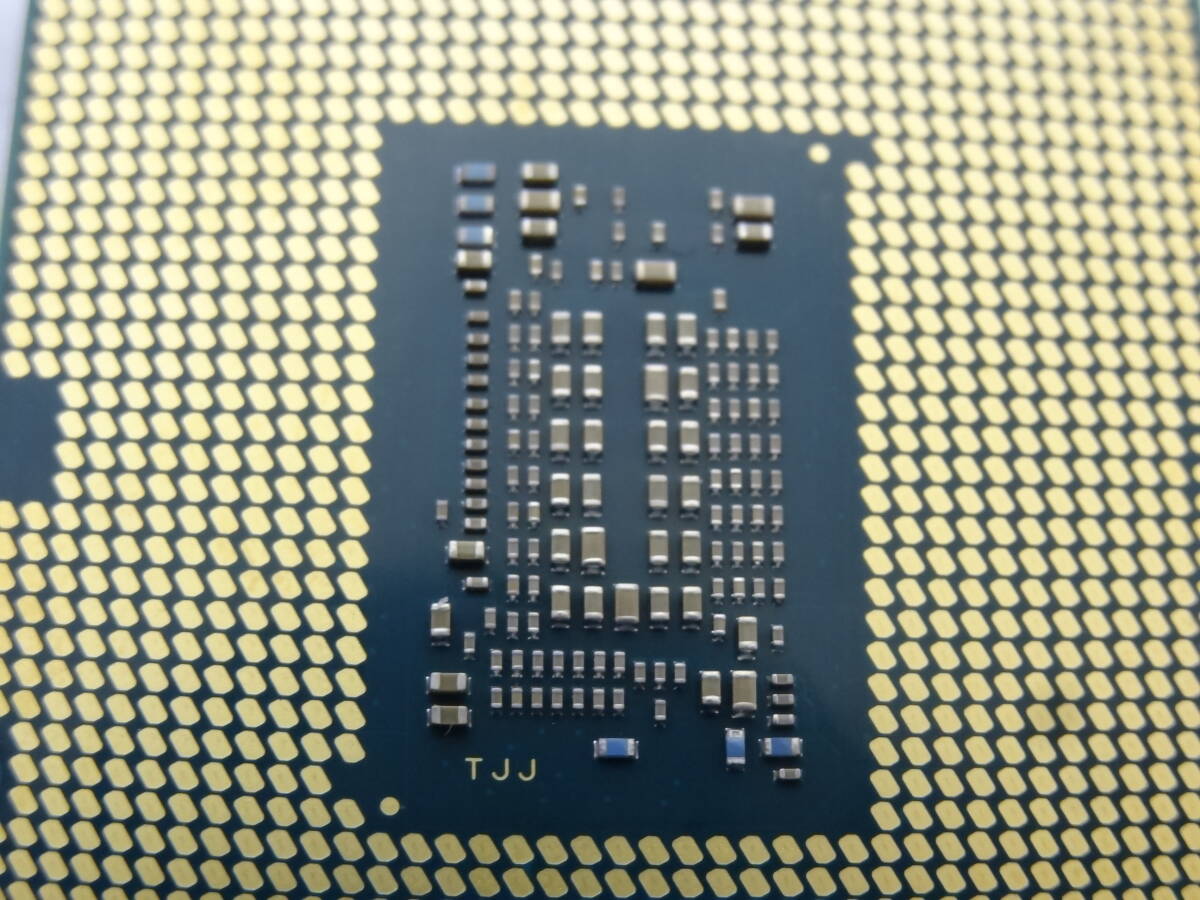 ★Intel / CPU Core i3-10100 3.60GHz 起動確認済★_画像3