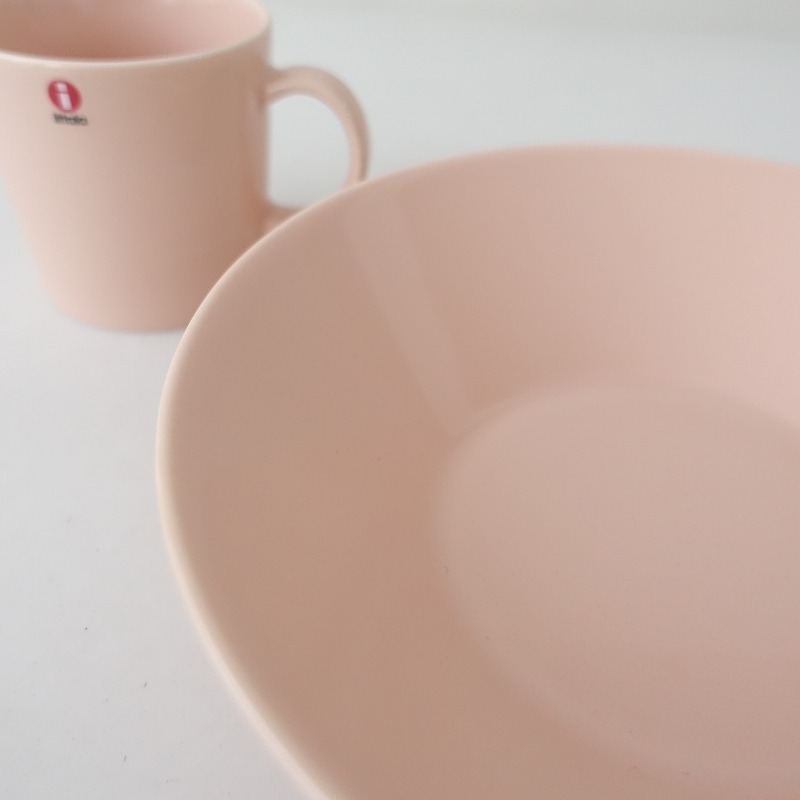 【北欧】未使用/イッタラ iittala *ディーププレート21㎝/マグカップ 2点セット パウダー*【陶器】(wa84-2404-122)【31E42】_画像6