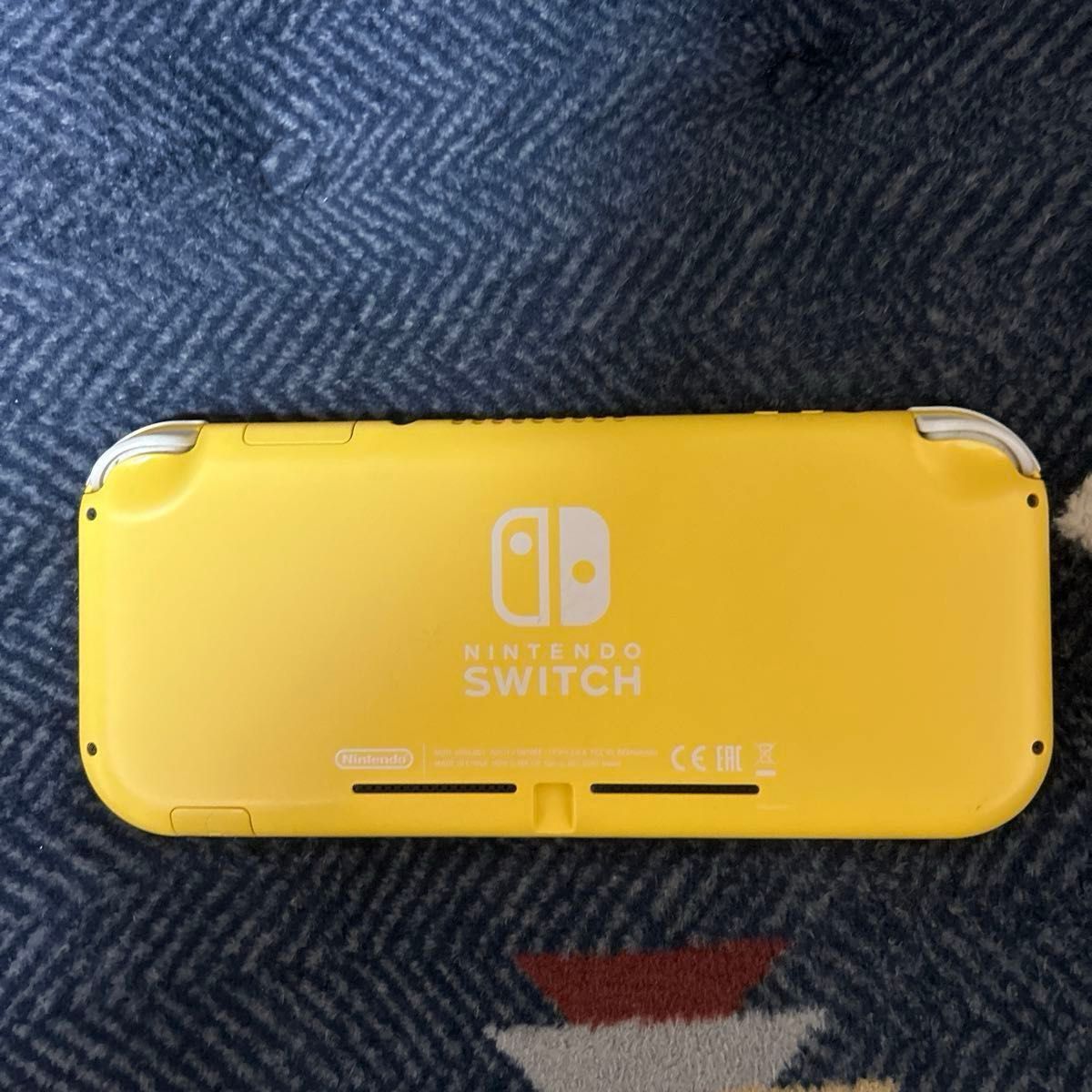 Nintendo switchライトイエロージャンク品　2019年製