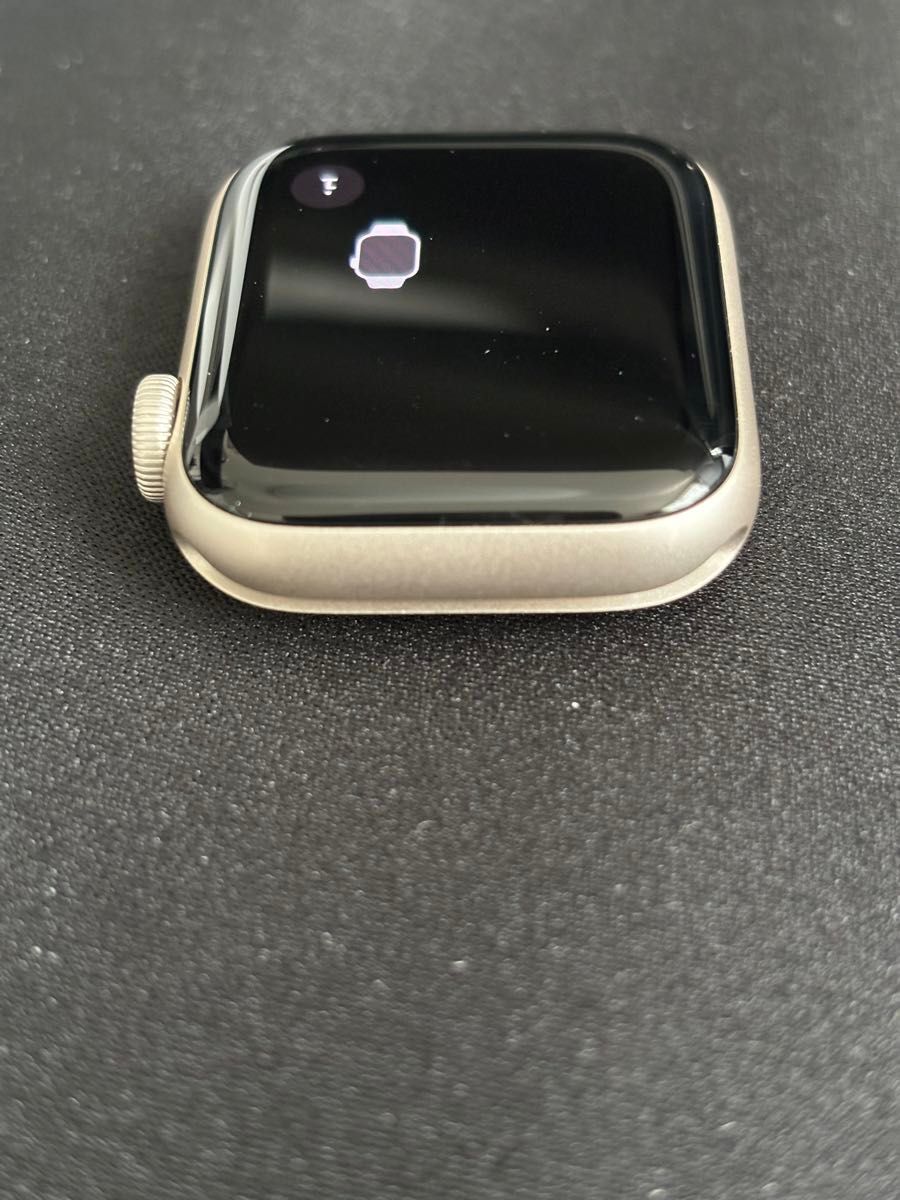 【第2世代】Apple Watch SE 40mm GPS+Cellularモデル スターライト 未使用に近い