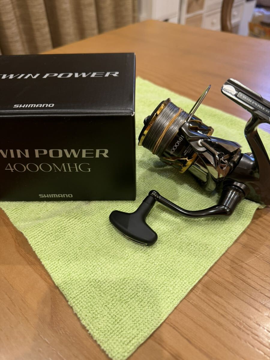 20 ツインパワー SHIMANO シマノ 4000MHG_画像1