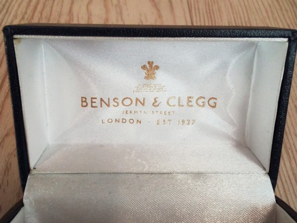 ot1717 ◇送料無料 新品 BENSON&CLEGG ベンソンアンドクレッグ カフス カフリンクス ブルー ゴールド 英国王室御用達 高級感 フォーマル_画像7