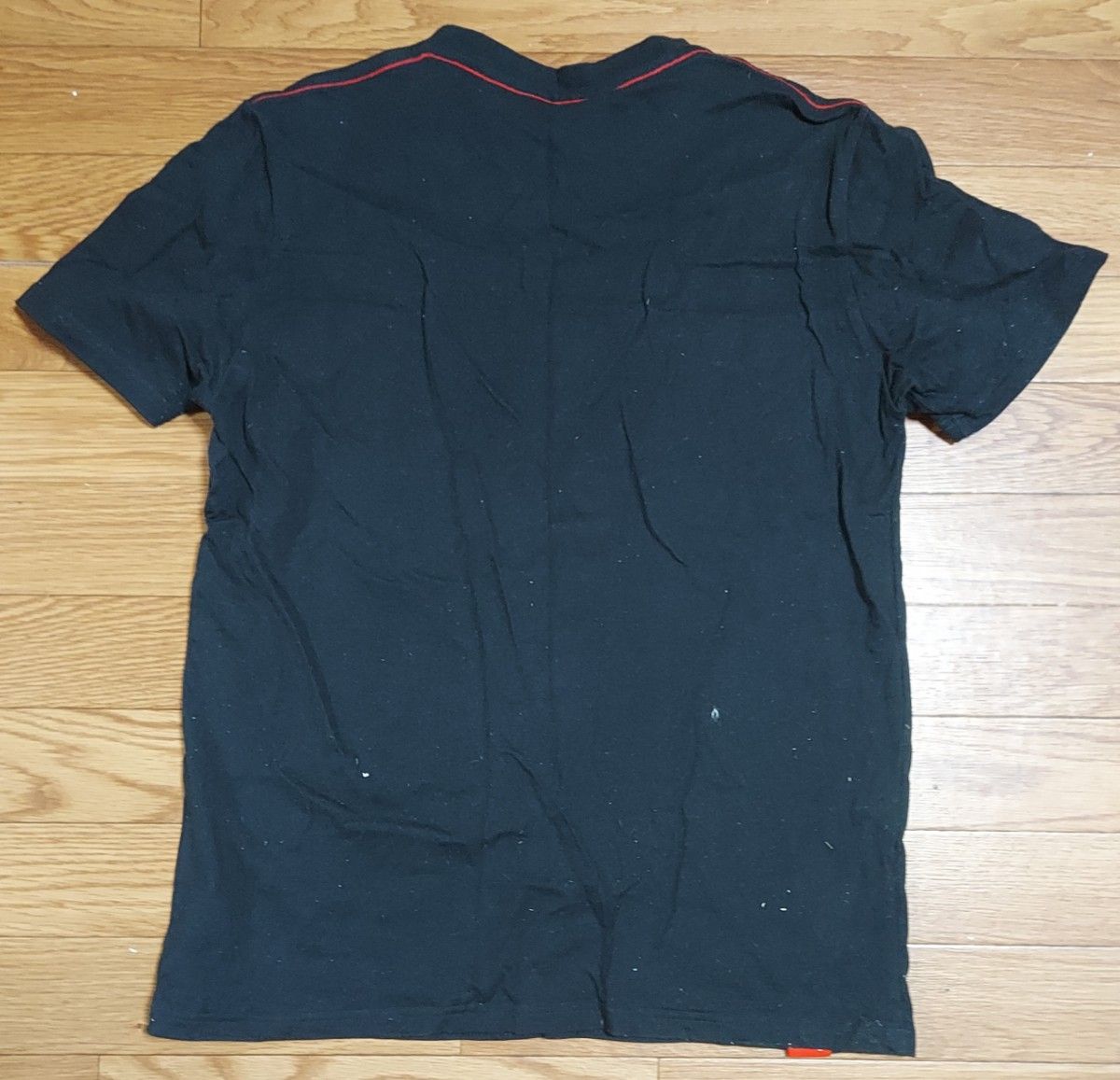 浦和レッズ　 Tシャツ 黒　Lサイズ　新品だと思います。