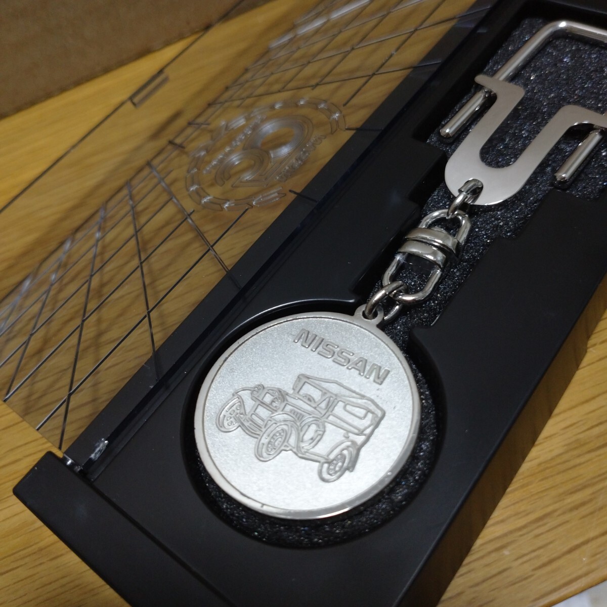 NISSAN 日産 50th 50周年 記念品 記念 キーホルダー 非売品 限定 ノベルティ メダル グッズ コレクション ロゴ Logo car key collectionの画像5