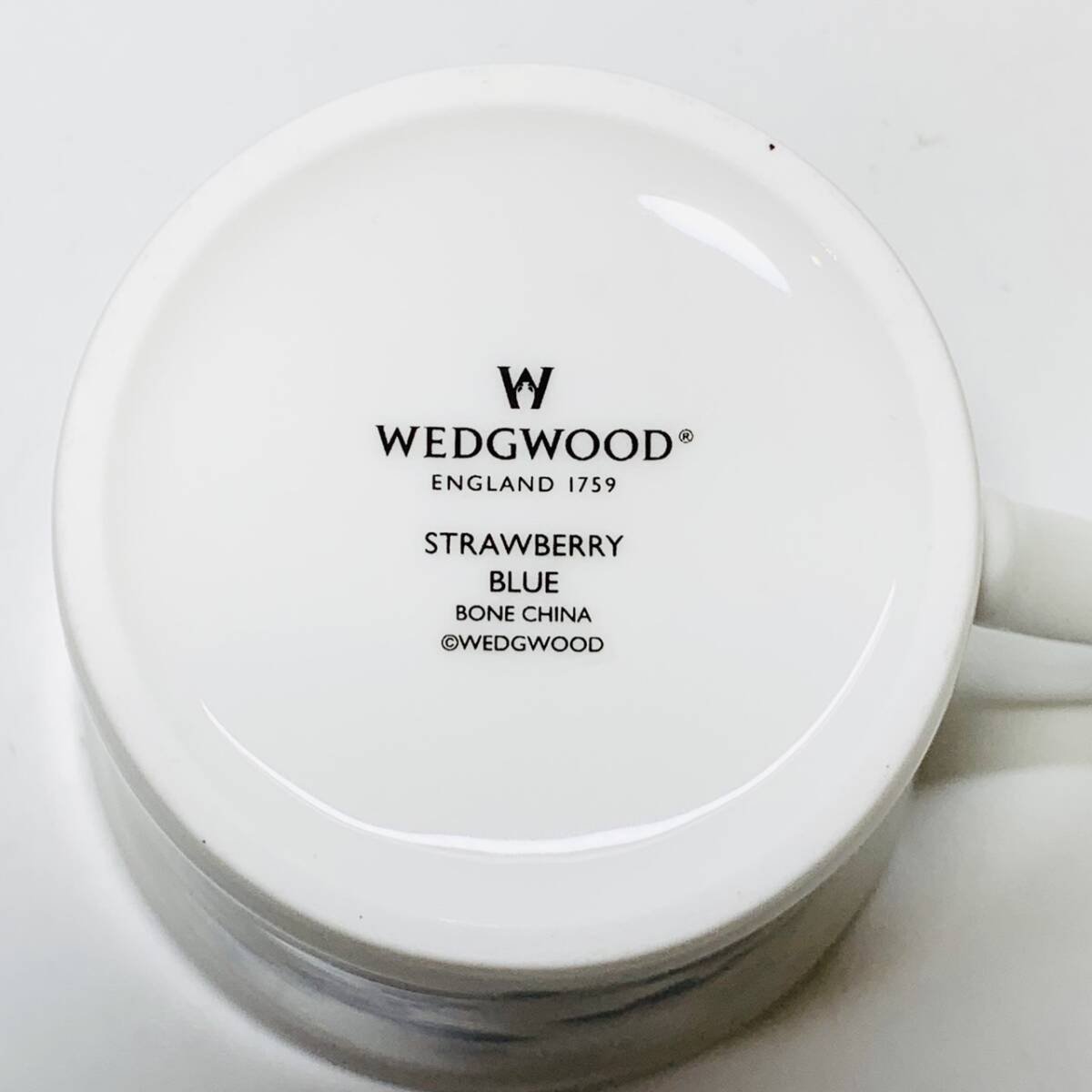 WEDGWOOD ウェッジウッド　ワイルドストロベリー　ブルー　マグカップ　陶器 洋食器 食器_画像4