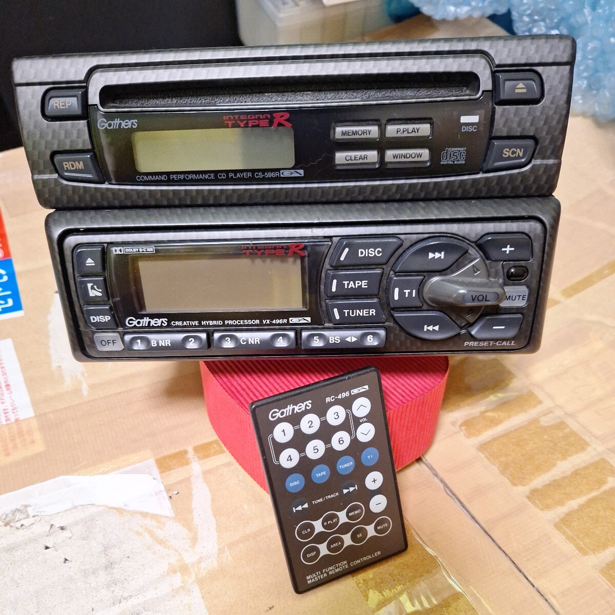 ホンダインテグラDC2DB8タイプR純正オーディオリモコン付き中古品 CD カセット カーステレオ カーオーディオ_画像1