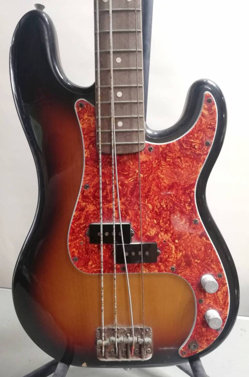 FENDER　フェンダー　PRECISION BASS　　エレキベース　　　　_画像2