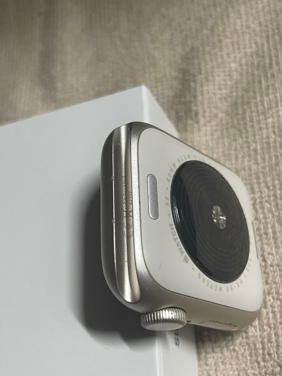 【美品】Apple Watch SE第2世代 40mm GPSモデル BT96% スターライトアルミニウムケース A2722