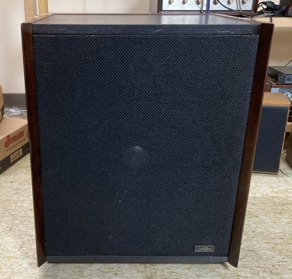 ALTEC 811Bホーン 再塗装 ペア 04071 何気なし ALTEC 811Bホーン 再塗装 ペア 04071 何気なし