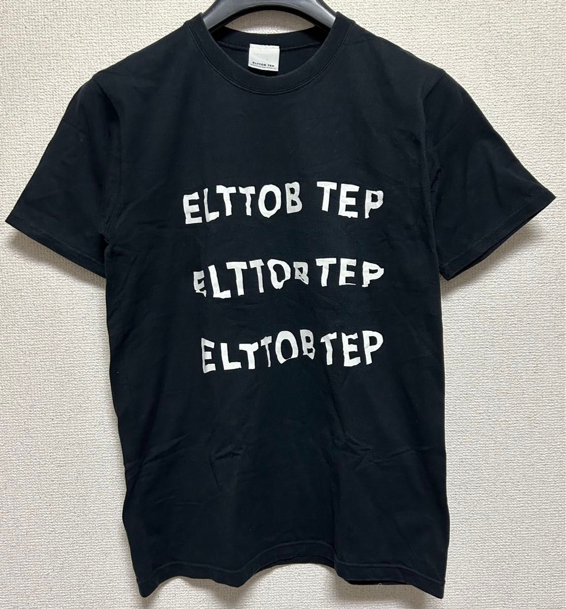 ELTTOB TEP イッセイミヤケ　ロゴTシャツ