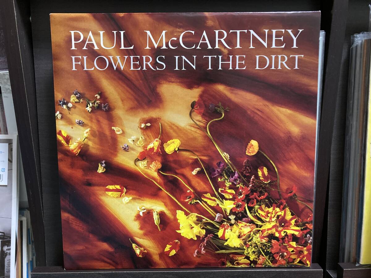 【LP】PAUL McCARTNEY ☆ Flowers In The Dirt 89年 UK Parlophone アナログ 80年代 名盤 Elvis Costello 7インチ ポストカード付き 良品の画像1