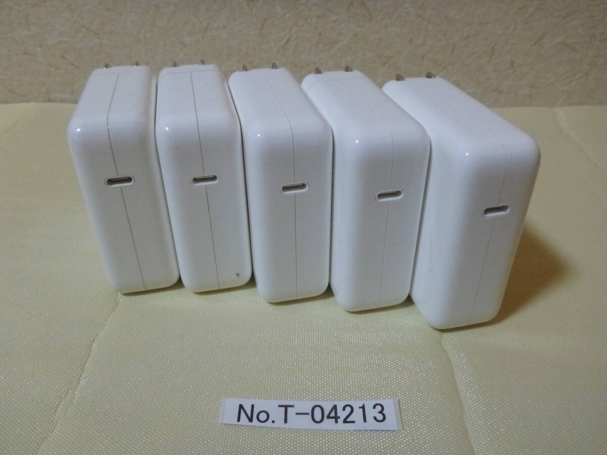 T-04213 / Apple / UCB-C Power Adapter / A1947 / 61W / 5個セット / 動作未確認 / ゆうパック発送 / 60サイズ / ジャンク扱いの画像1