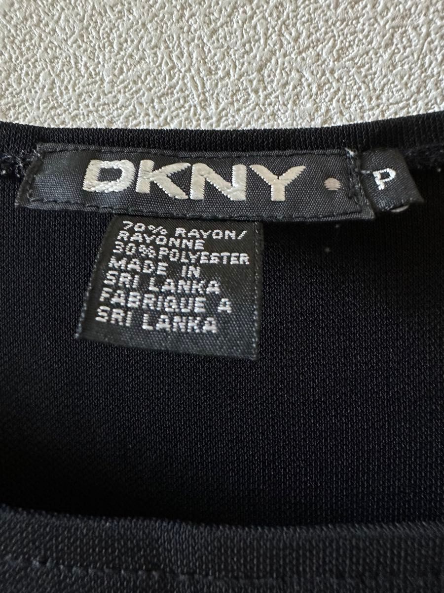 DKNY トップス カットソー ノースリーブ　タンクトップ