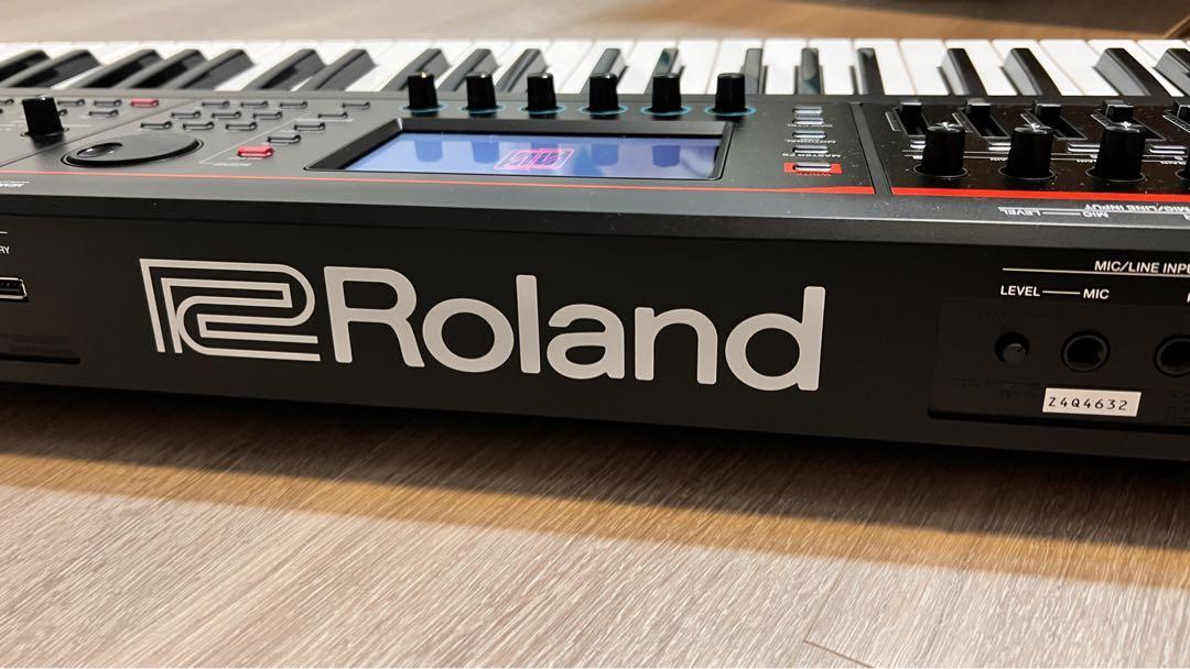 【極美品・試弾のみ】Roland FANTOM-07 ファントム07 シンセサイザー 76鍵盤 純正ソフトケース ＆ 純正ダンパーペダル (DP-10) 付きの画像5