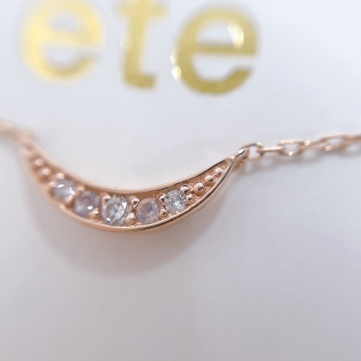 エテ ete ネックレス 三日月デザイン スマイル ダイヤモンド 色 エテ ete ネックレス 三日月デザイン スマイル ダイヤモンド 色