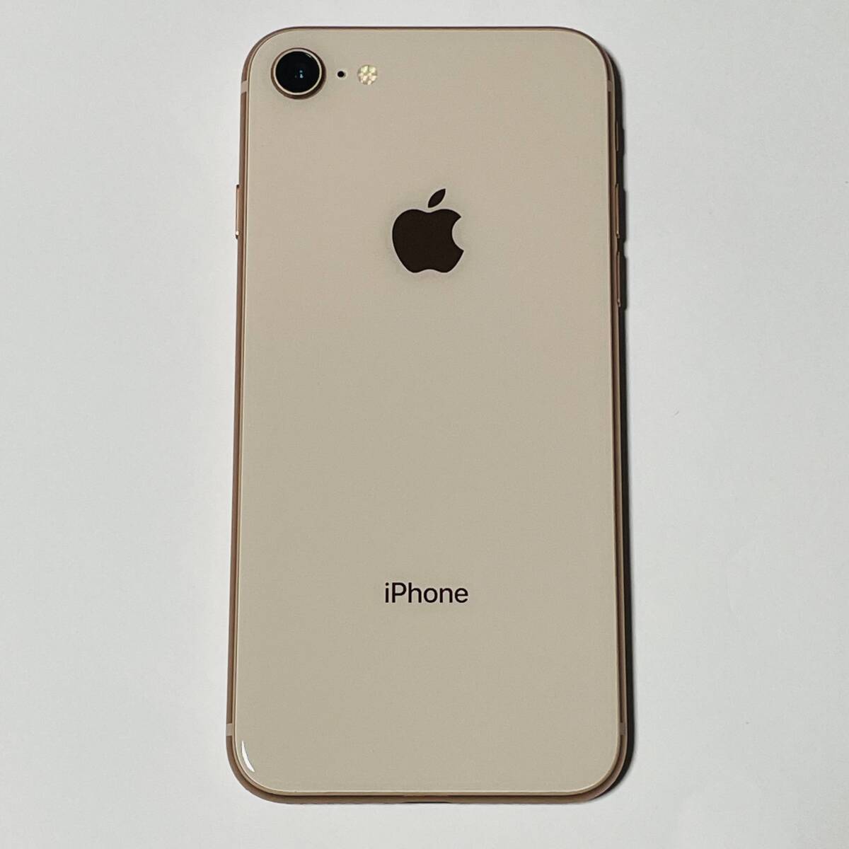 送料無料 訳あり美品 iPhone8 64GB ゴールド NQ7A2J/A 本体 SIMロック解除 iPhone 8　SIMフリー_画像6