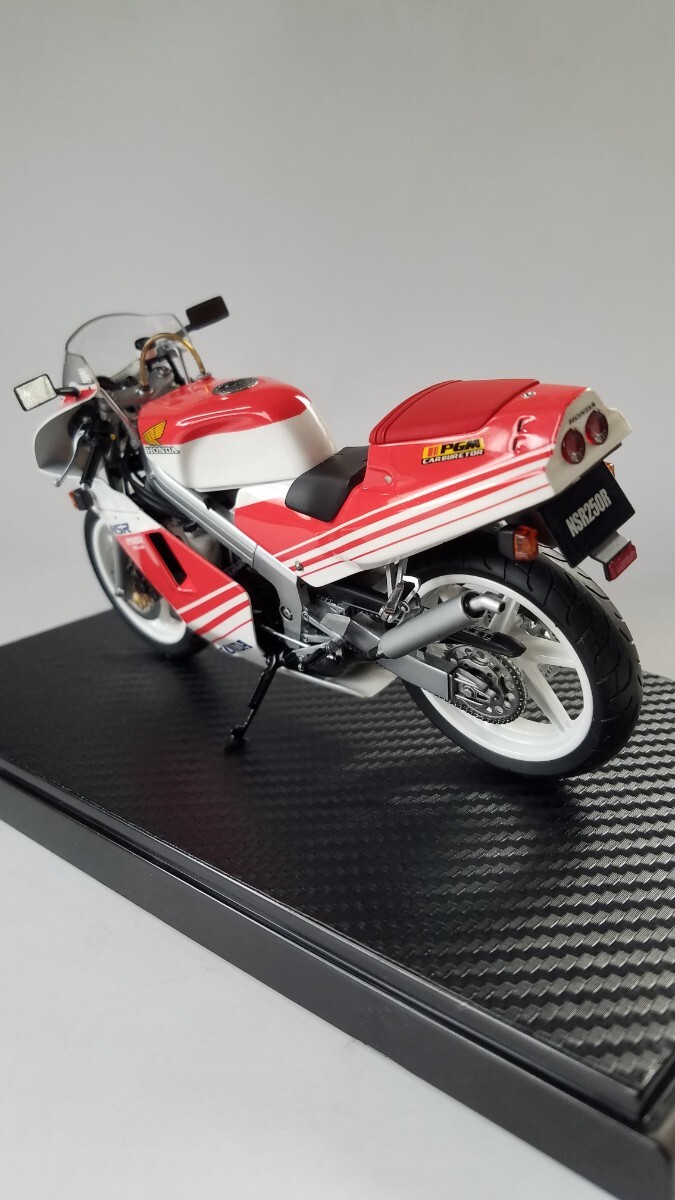 アオシマ模型　1/12 HONDA NSR 250R_画像3