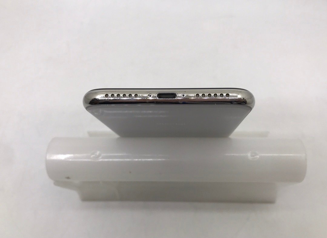 【au】Apple iPhoneX MQAY2J/A A1902 64GB シルバー IOS16.7.5 初期化済 SIMロック解除済 バッテリー86％ バッテリー不良 中古スマホ_画像6