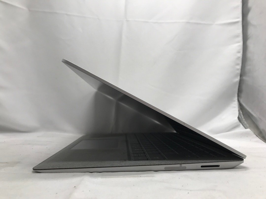 【Microsoft】Surface Laptop2 1769 Core i5-8350U メモリ8GB SSD256GB NVMe Wi-Fi webカメラ Windows10Pro 13.5インチ 中古ノートPCの画像4