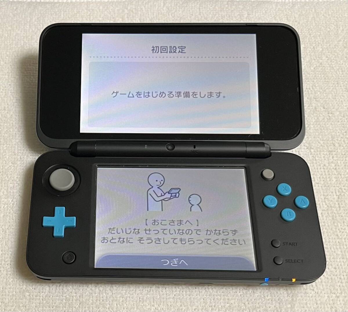 Nintendo ニンテンドー2DS Newニンテンドー2DS ブラック ターコイズ 本体　ほぼ未使用品_画像6