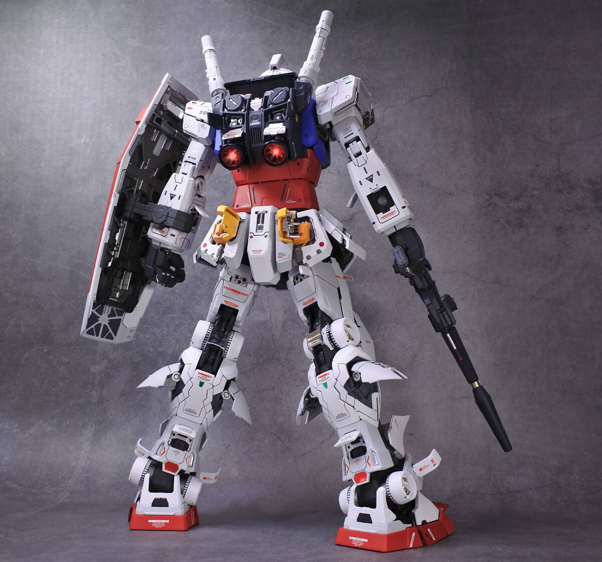 ◎PG UNLEASHED 1/60 RX78-2 ガンダム 塗装済改修完成品② (アレンジ仕様) アンリーシュドの画像6