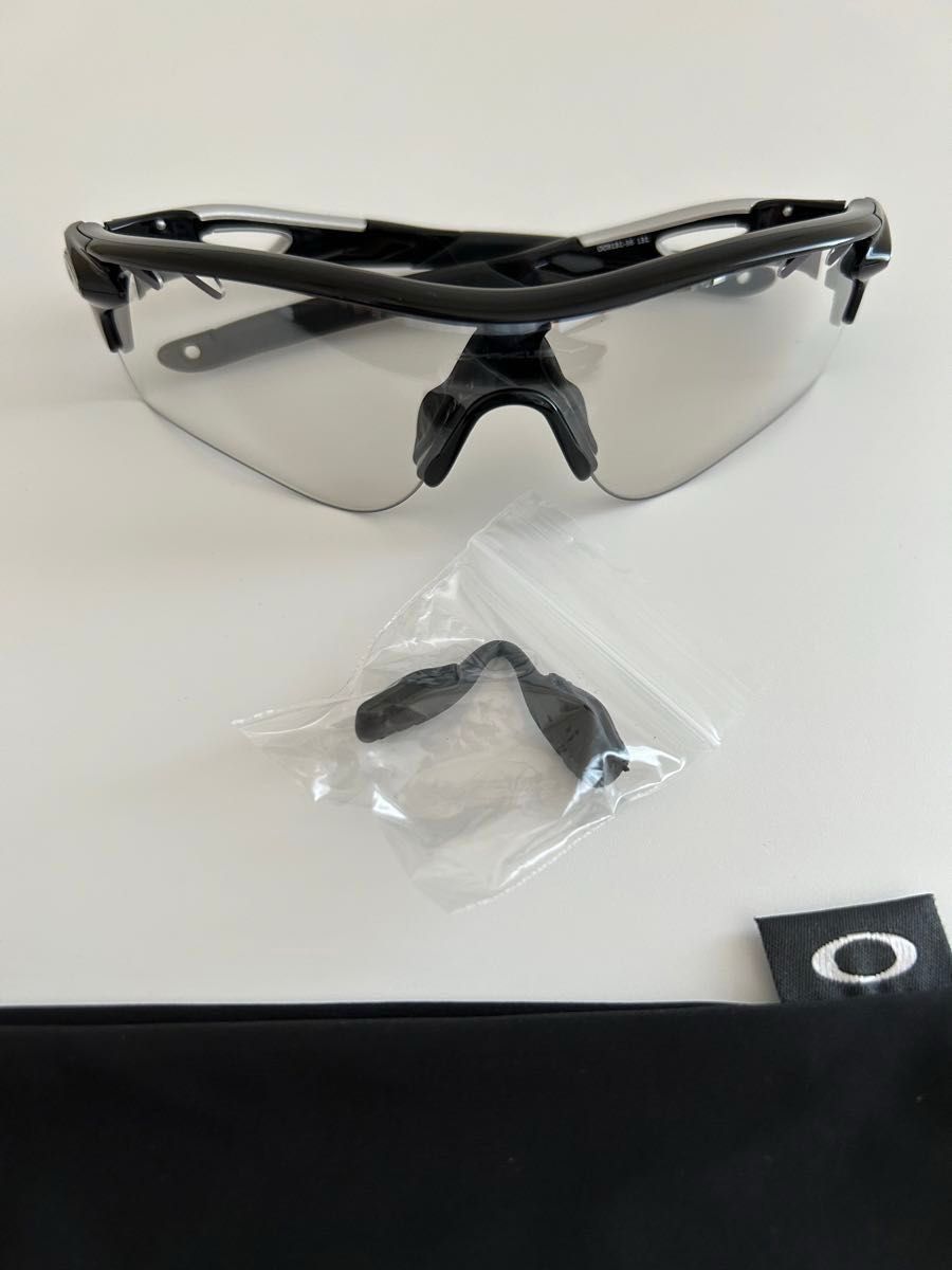 オークリー OAKLEY 調光サングラス 9181-36 RadarLock Path 