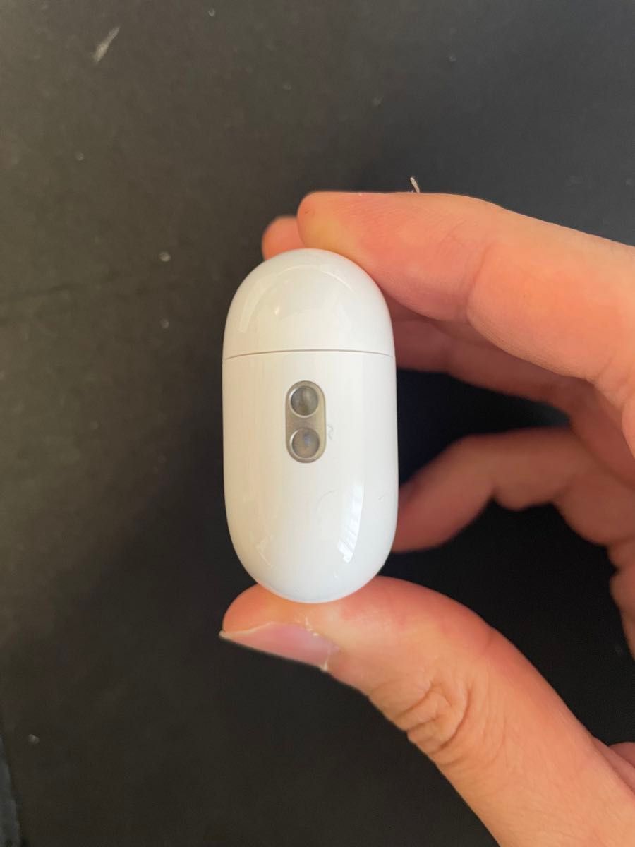 中古　ケースのみAirPods Pro（第2世代）MagSafe充電（Lightning）MQD83J/A