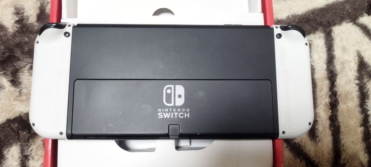 Nintendo Switch 有機ELモデル ホワイト　本体　ゆうき　スイッチ　ニンテンドースイッチ　