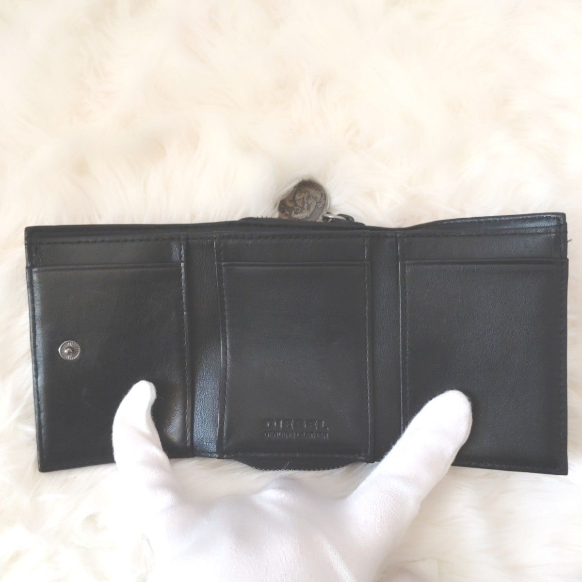DIESEL　三つ折り財布　折財布　ミニ財布　クロコ型押し　ブラック　コイン ウォレット ブラック系 レザー