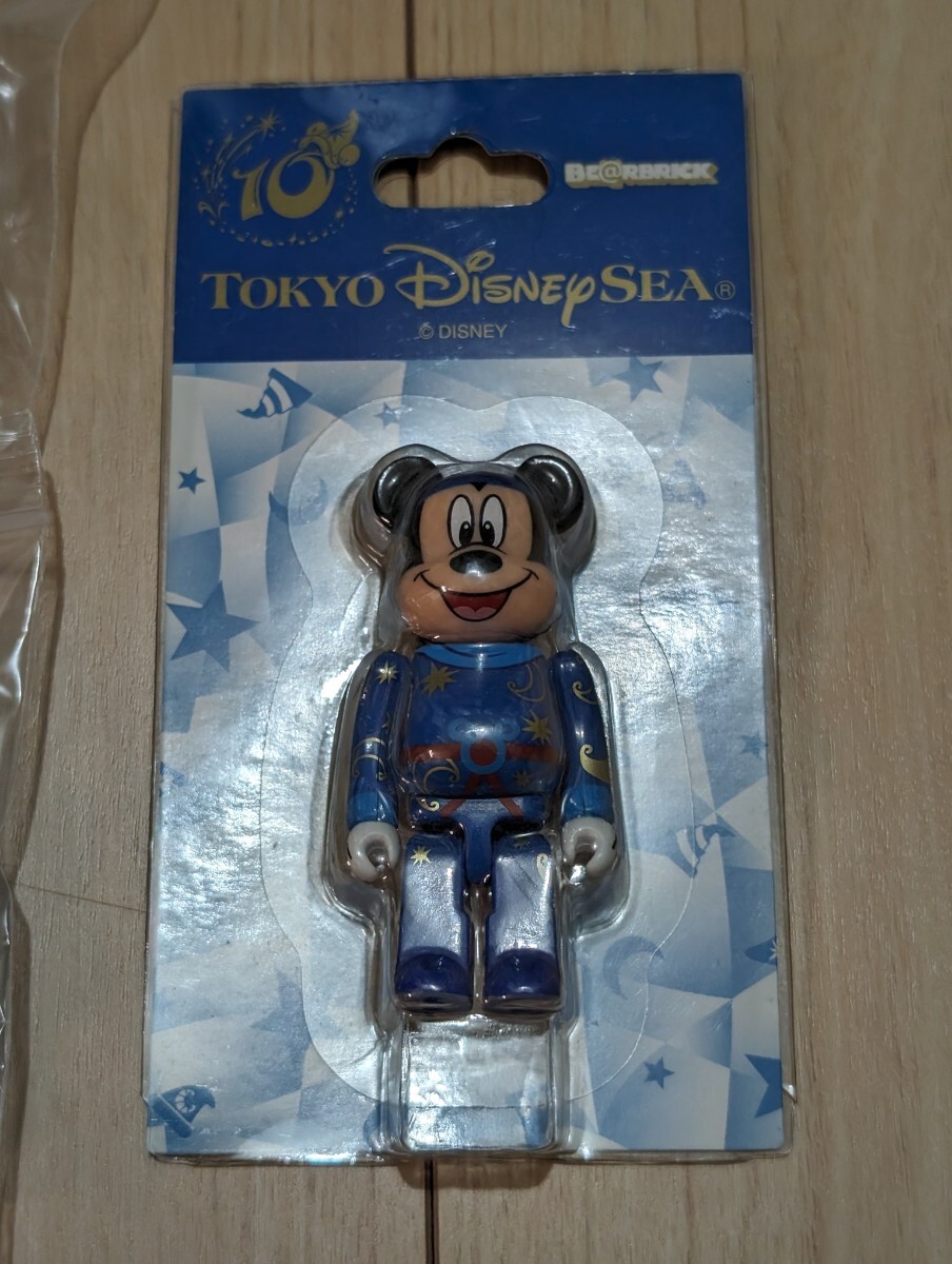 [ редкость?] Bearbrick Disney Mickey & minnie, Tokyo Disney si-10 anniversary commemoration Mickey,piksa- Toy Story woody &baz