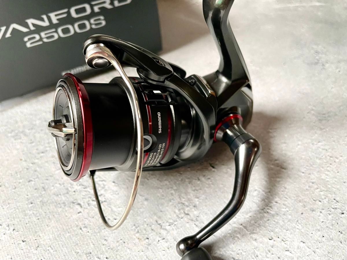 【未使用】SHIMANO シマノ ヴァンフォード　2500S リール　バス釣り　エギング