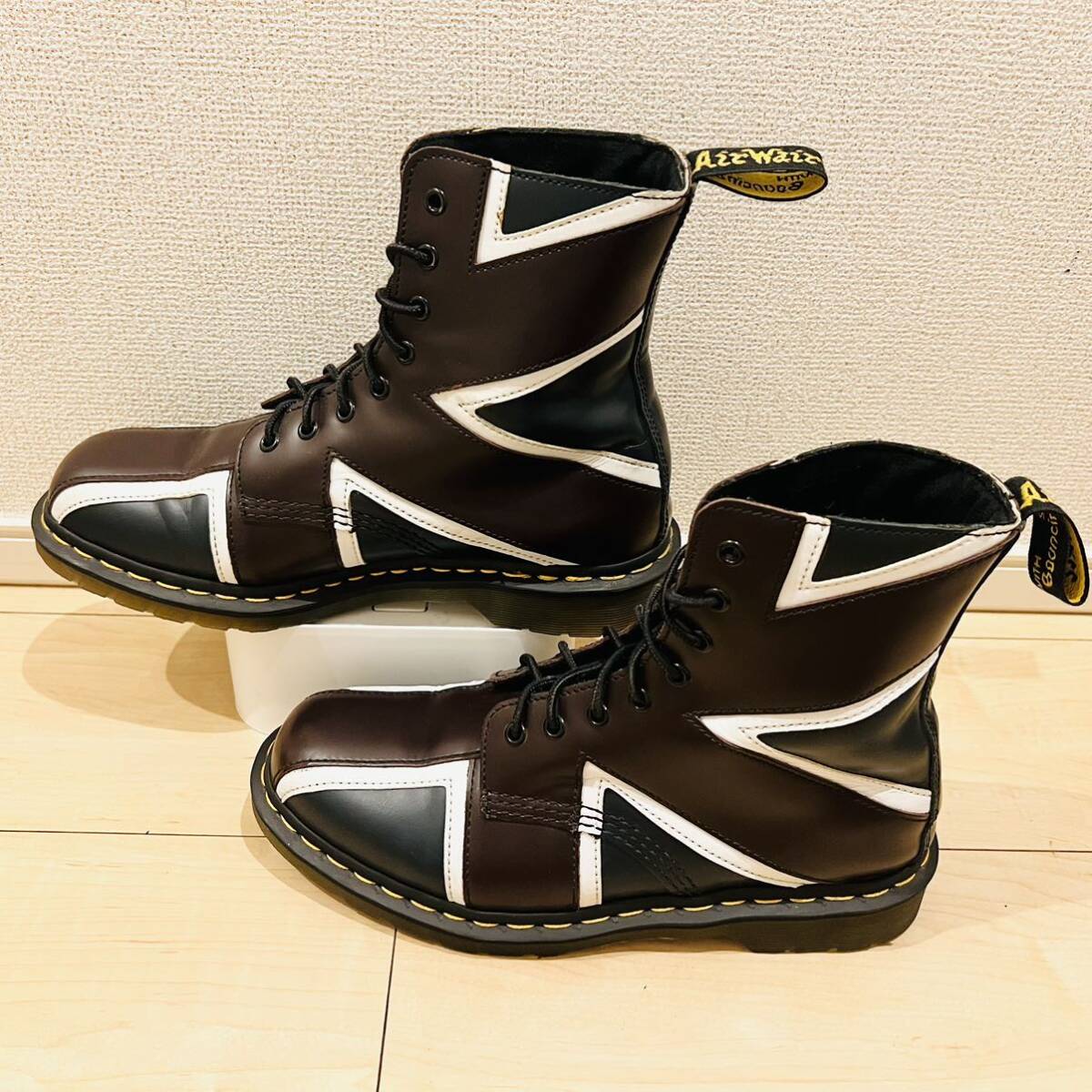 【美品】Dr.Martens ドクターマーチン 8ホールブーツ PASCAL BRID パスカルブリット イギリス国旗 ユニオンジャック 大きいサイズ_画像4