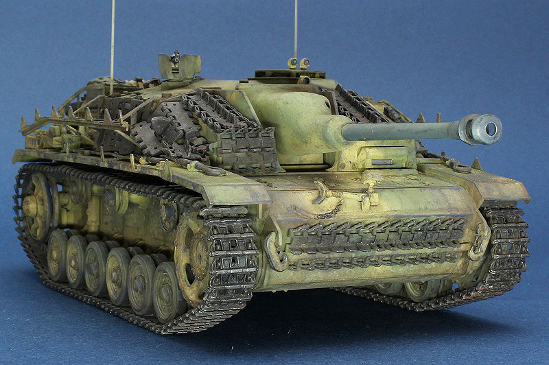 ■完成品■ ドラゴン 1/35 Ⅲ号突撃砲 Ausf.Ｇ 後期型_画像6