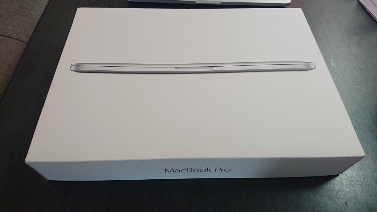 付属品.箱あり Apple MacBook Pro(Latina,13-inch,Early 2015) /intel core i5 2.7GHz/ 8GB 1867MHz DDR3 の画像1