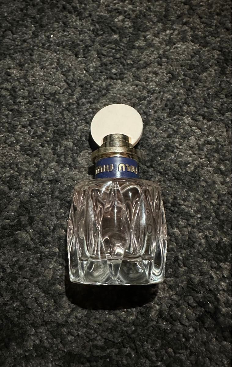 ミュウミュウ ロー ロゼ オードトワレ 50mL|Yahoo!フリマ(旧 ミュウミュウ ロー ロゼ オードトワレ 50mL|Yahoo!フリマ(旧
