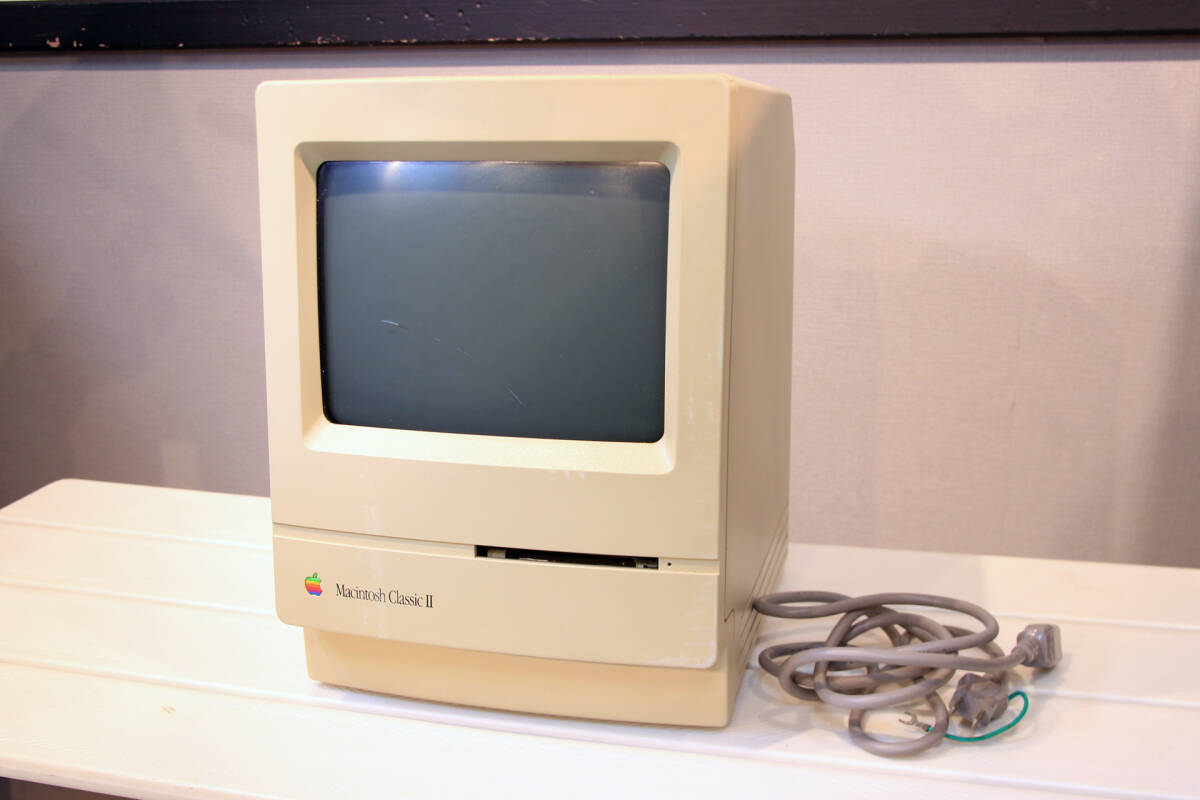 Apple Macintosh Classic II Model No.M4150 б/у товар Macintosh 