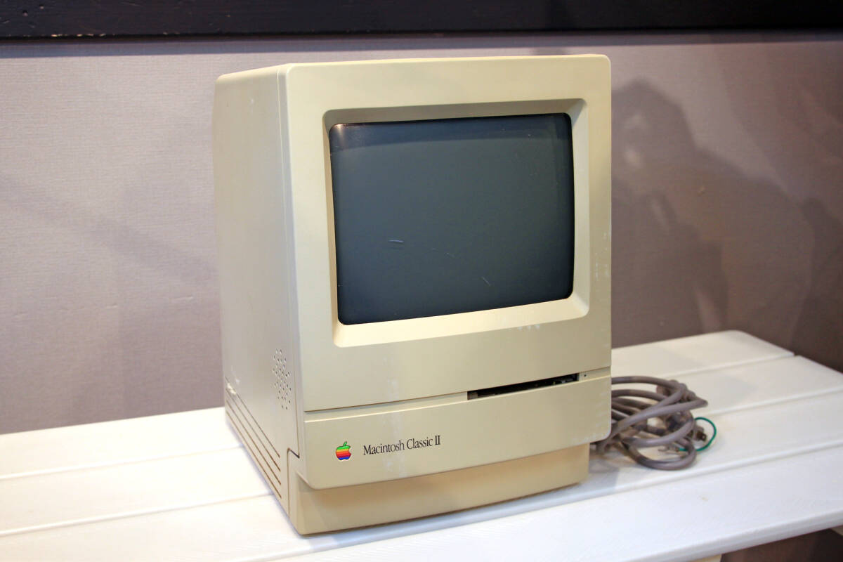 Apple Macintosh Classic II Model No.M4150 б/у товар Macintosh 