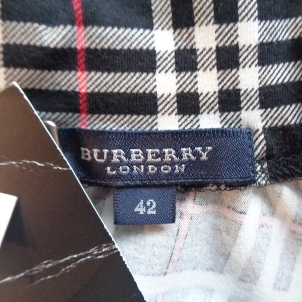 #snc バーバリー BURBERRY カットソー 42 黒 白 チェック 半袖 ロゴ刺繍 バックジップ 大きいサイズ タグ付き 美品 レディース [841673]_画像7